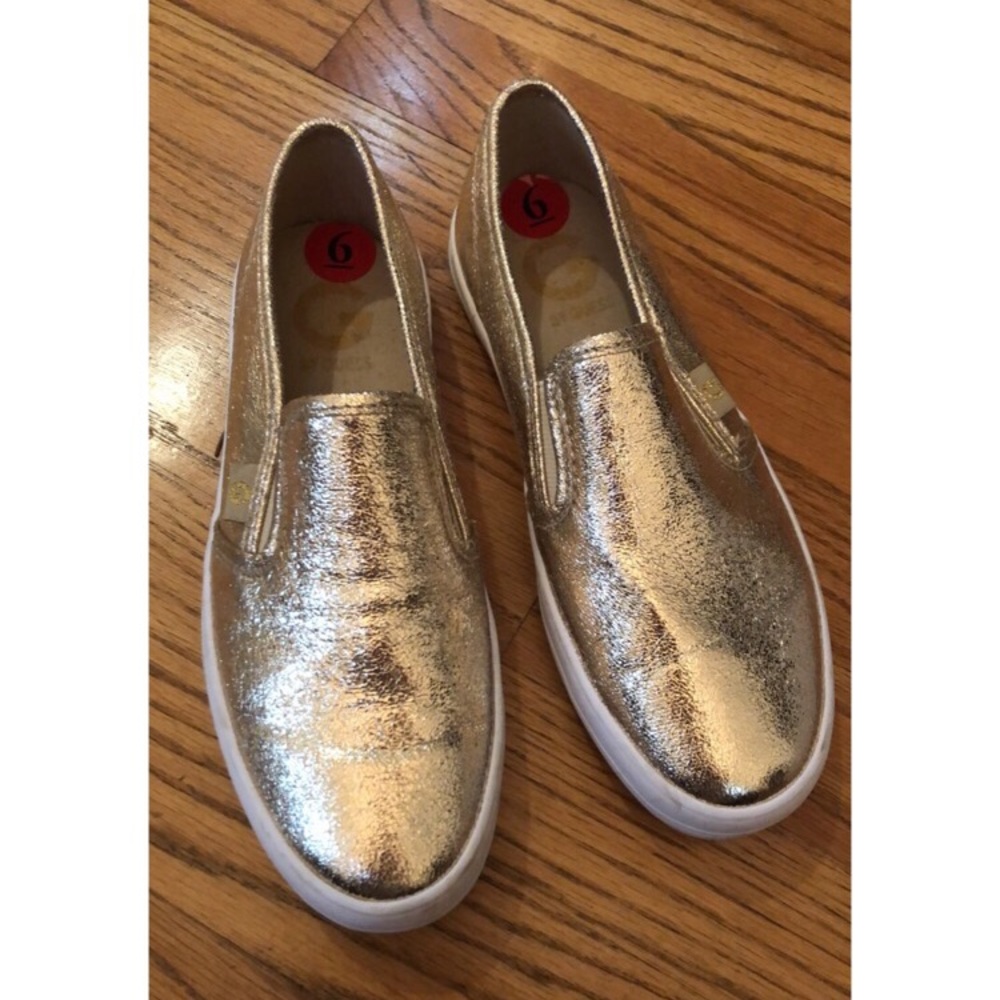 G by GUESS | Gold Metallic Slip On Sneaker Size: 6